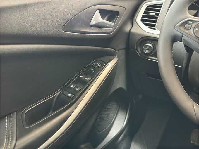 Opel Grandland PHEV Elgance //Navi/360&deg;/PDC/LED /Winterpaket