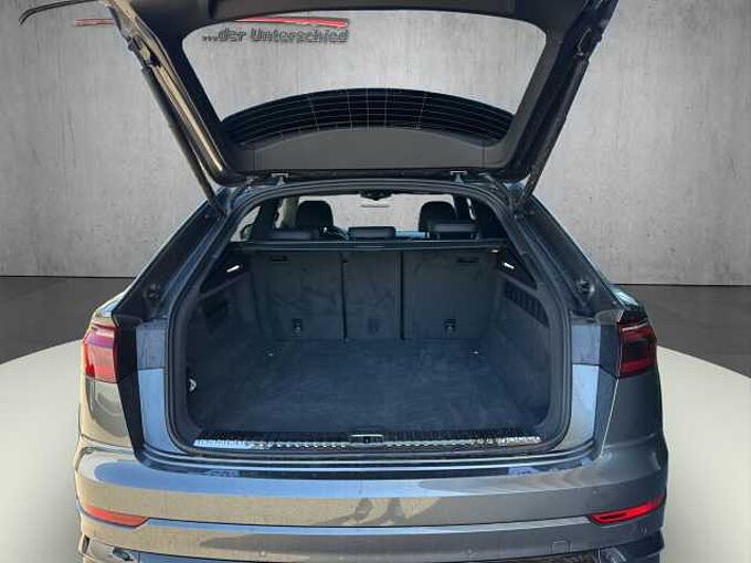 Audi Q8 3.0 TDI Quattro S line //Head-Up/AHK/Pano /Matrix-LED