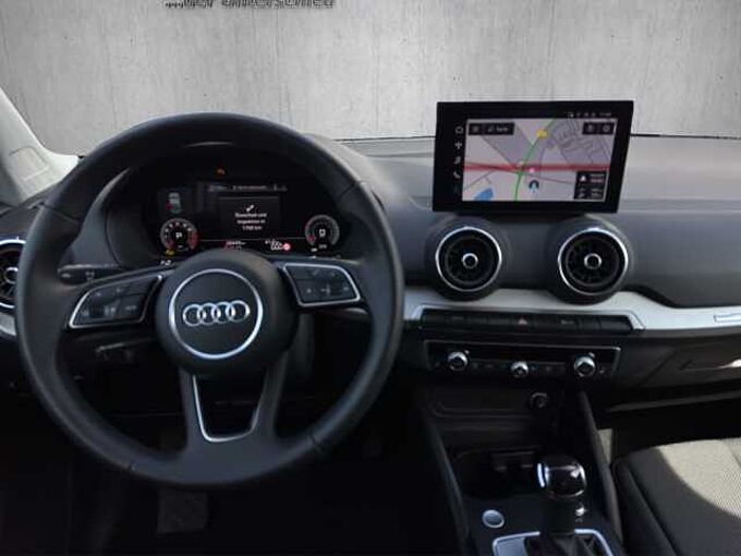 Audi Q2 35 TFSI S-Tronic S-Line //Navigation/Winterpaket 