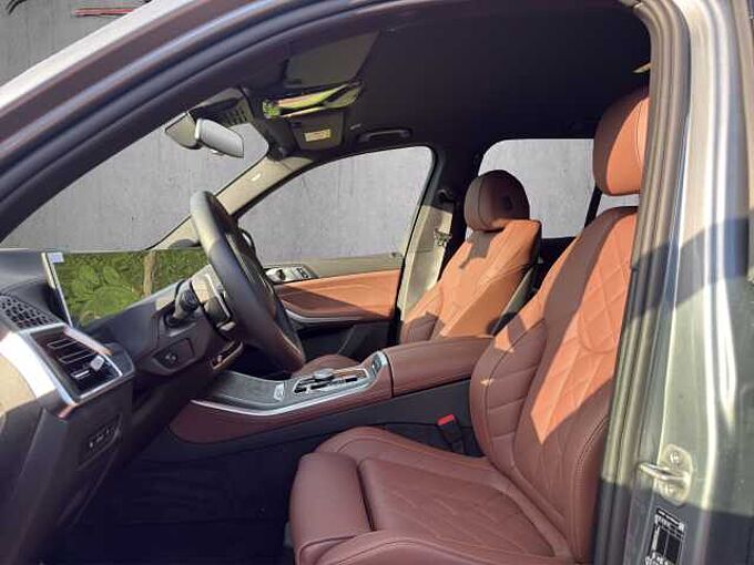 BMW X5 XDrive 40d M Sport// AHK/Head-Up/Navi/Sitheizung