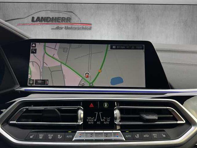 BMW X5 xDrive 30d XLine// Head-Up/Pano/Sitzheizung/Leder