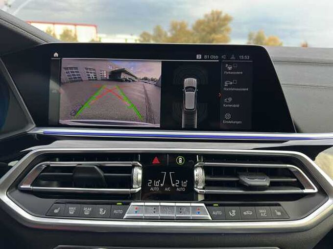 BMW X5 xDrive 30d XLine// Head-Up/Pano/Sitzheizung/Leder