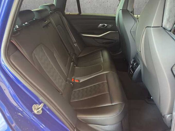 BMW M3 Touring Competition M xDrive //Head-Up/Sitzheizung /Leder