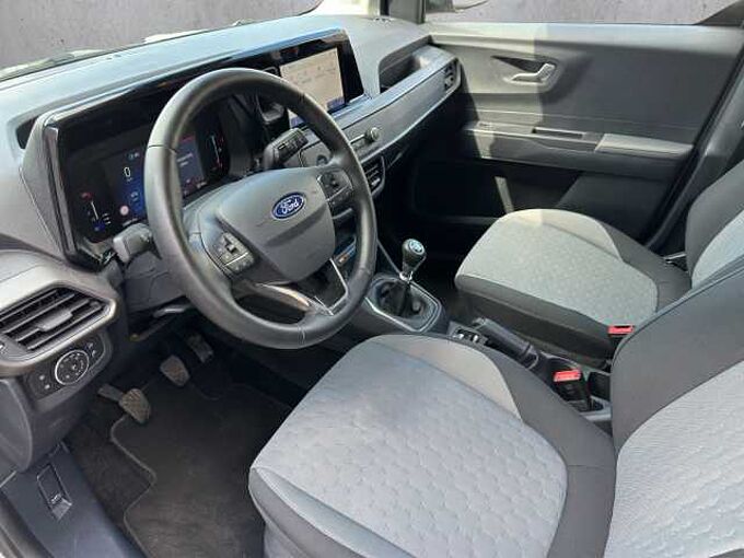 Ford Tourneo Courier 1.0 EcoBoost Titanium // Alu/Kamera