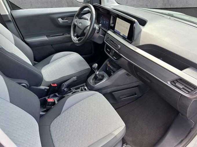 Ford Tourneo Courier 1.0 EcoBoost Titanium // Alu/Kamera