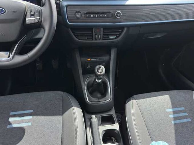 Ford Tourneo Courier 1.0 EcoBoost Active // Navi /Kamera/PDC