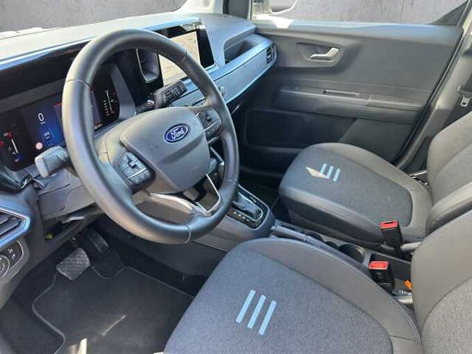 Ford Tourneo Courier 1.0 Active //Kamera/Navi /PDC