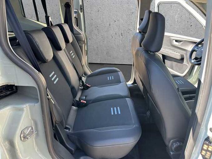 Ford Tourneo Courier 1.0 Active //Kamera/Navi /PDC