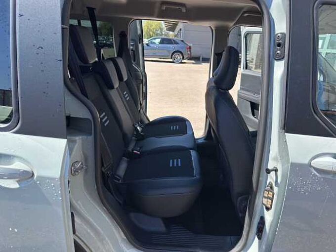 Ford Tourneo Courier 1.0 EcoBoost Active // Navi /Kamera/PDC