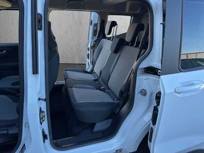 Ford Tourneo Courier 1.0 EcoBoost Active // Navi /Kamera/PDC