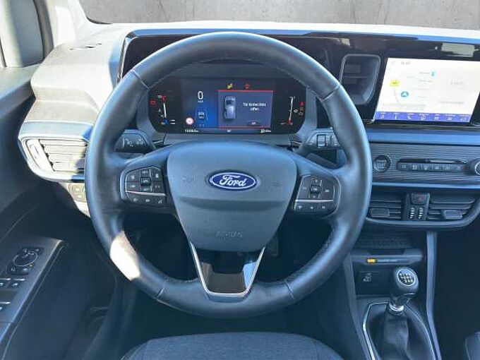Ford Tourneo Courier 1.0 EcoBoost Active // Navi /Kamera/PDC