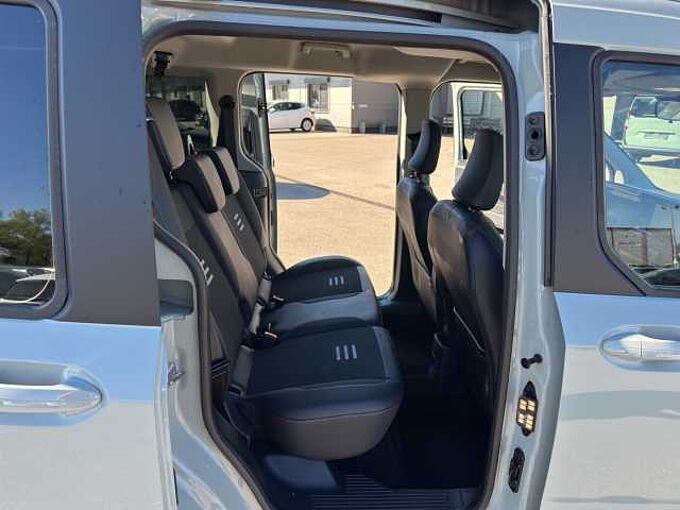 Ford Tourneo Courier 1.0 EcoBoost Active // Navi /Kamera/PDC