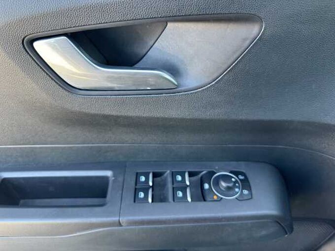 Ford Tourneo Courier 1.0 EcoBoost Titanium // Alu/Kamera