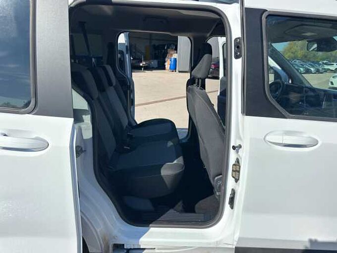 Ford Tourneo Courier 1.0 EcoBoost Titanium // Alu/Kamera