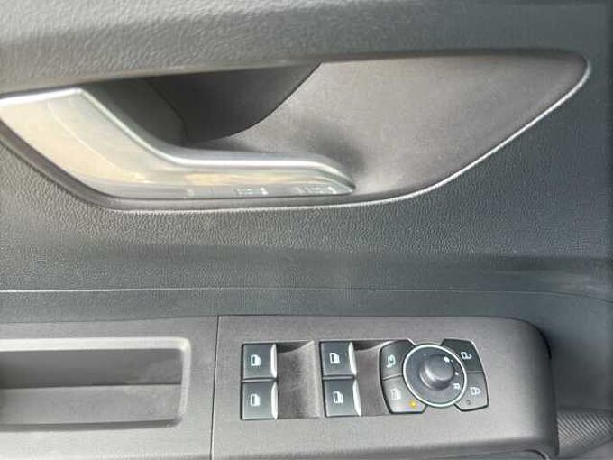 Ford Tourneo Courier 1.0 EcoBoost Active // Navi /Kamera/PDC