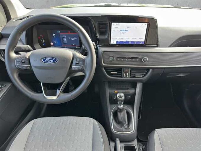 Ford Tourneo Courier 1.0 EcoBoost Titanium // Alu/Kamera