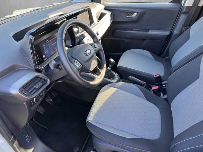 Ford Tourneo Courier 1.0 EcoBoost Titanium // Alu/Kamera