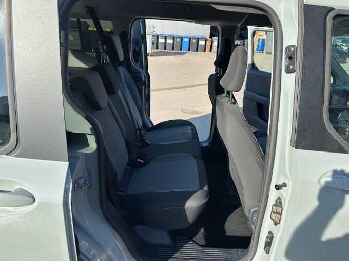 Ford Tourneo Courier 1.0 EcoBoost Titanium // Alu/Kamera