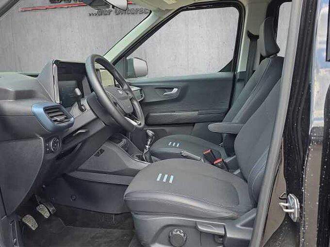 Ford Tourneo Courier 1.0 EcoBoost Active // Navi /Kamera/PDC