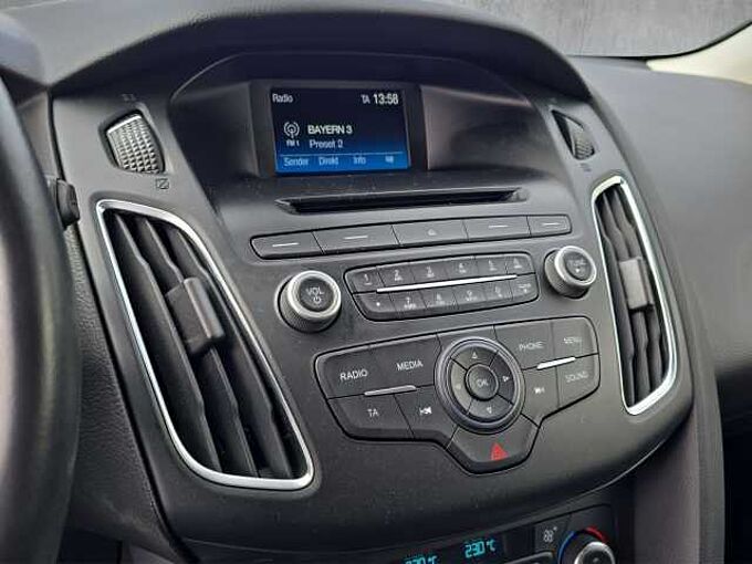 Ford Focus *SHZ*PDC*ALU*