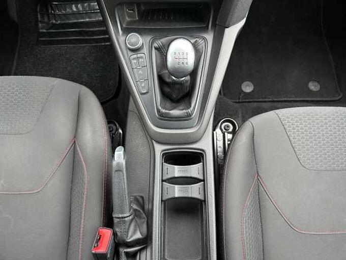 Ford Focus ST-Line *Navi*SHZ*LHZ*WSH*Klima*
