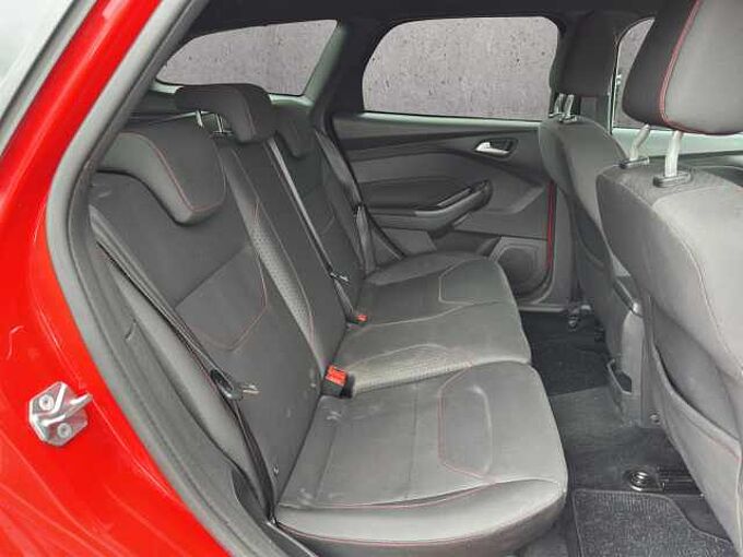 Ford Focus ST-Line *Navi*SHZ*LHZ*WSH*Klima*