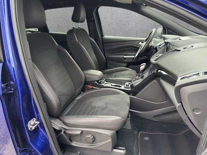 Ford Kuga ST-Line *AHK*elektr. Heckklappe*PDC*ALU*