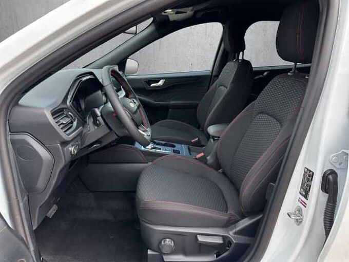 Ford Kuga ST-Line // 5 J. Garantie /AHK/Winterpaket