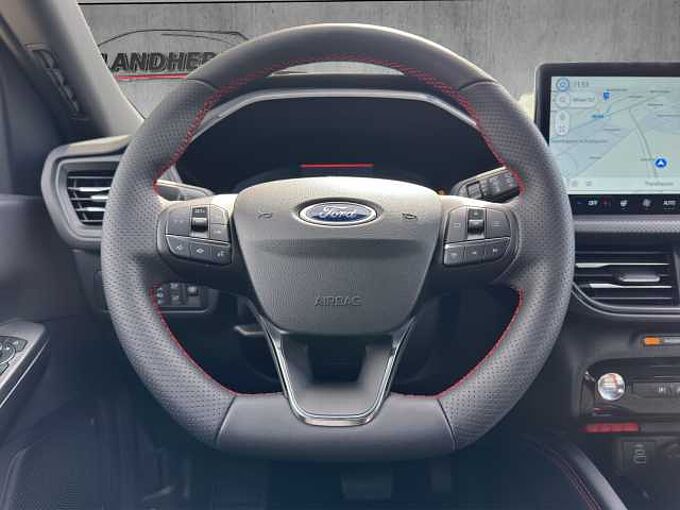 Ford Kuga  ST-Line // 5 J. Garantie /AHK/Winterpaket