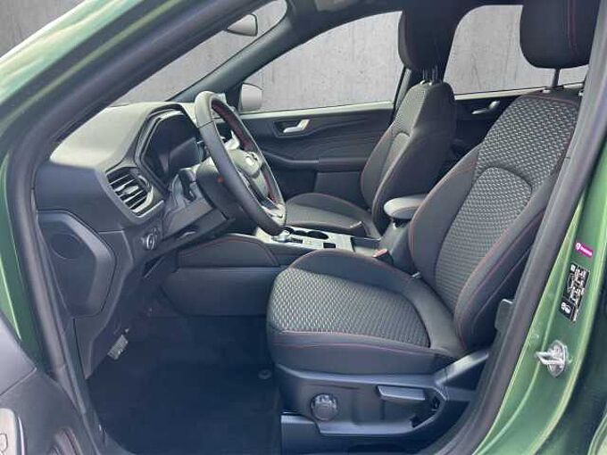 Ford Kuga ST-Line // 5 J. Garantie /AHK/Winterpaket