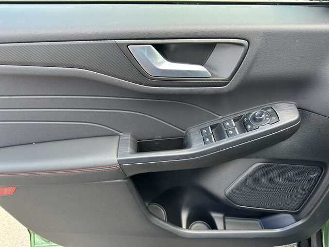 Ford Kuga ST-Line // 5 J. Garantie /AHK/Winterpaket