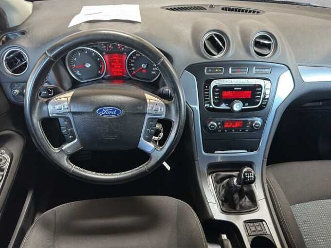 Ford Mondeo *AHK*PDC*HU/AU 02.28/*ALU*