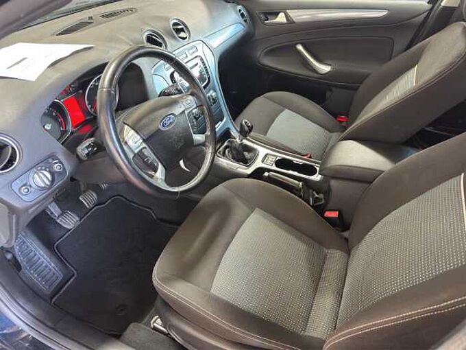 Ford Mondeo *AHK*PDC*HU/AU 02.28/*ALU*