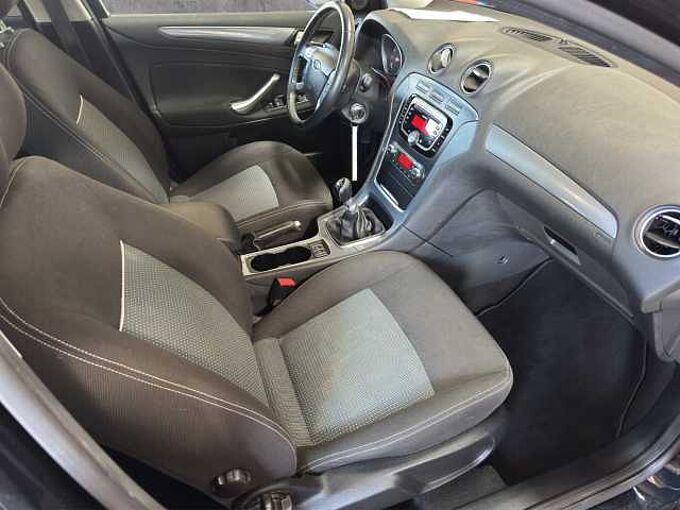 Ford Mondeo *AHK*PDC*HU/AU 02.28/*ALU*