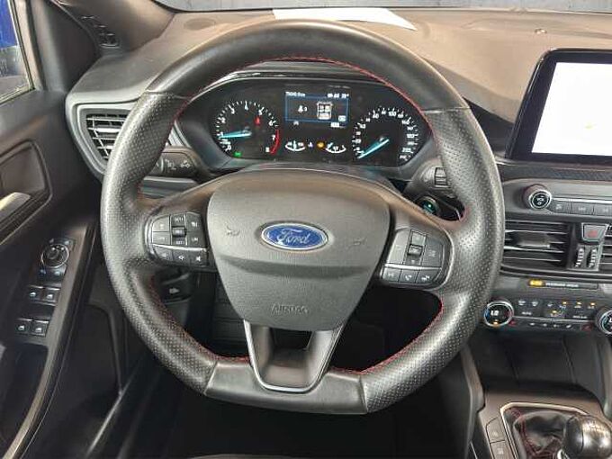Ford Focus ST Line ST Line