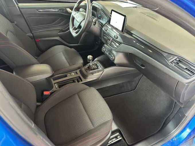 Ford Focus ST Line ST Line