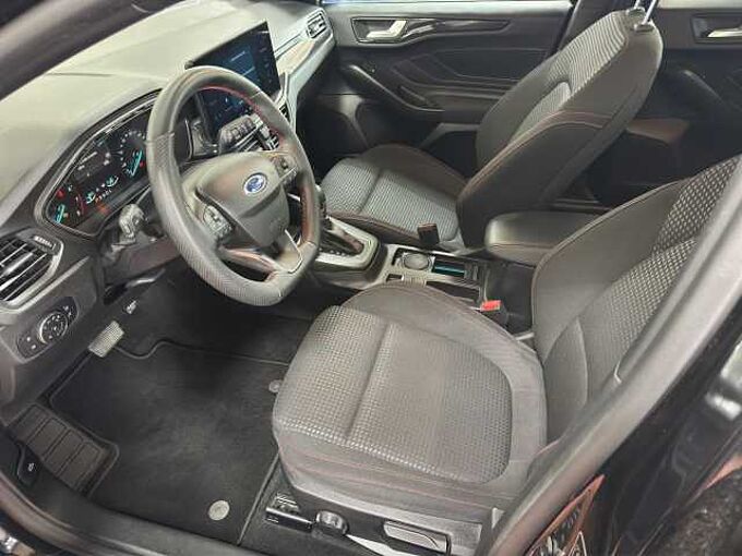 Ford Focus 1.0 EcoBoost St-Line //Navi/Kamera/PDC 