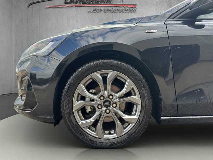 Ford Focus 1.0 EcoBoost St-Line //Navi/Kamera/PDC 