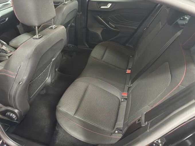 Ford Focus 1.0 EcoBoost St-Line //Navi/Kamera/PDC 