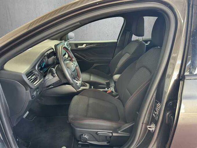 Ford Focus 1.0 EcoBoost ST-Line //Navi/Kamera/PDC