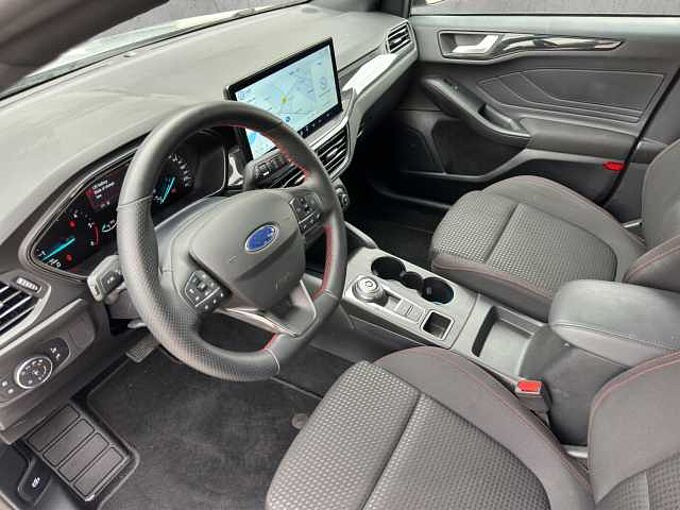 Ford Focus 1.5 EcoBlue ST-Line //Navi/LED/Kamera