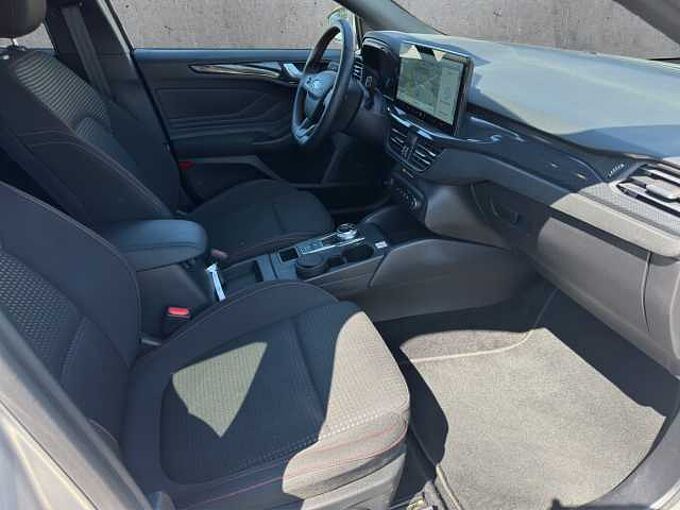 Ford Focus 1.5 EcoBlue ST-Line  //Navi/LED/Kamera 