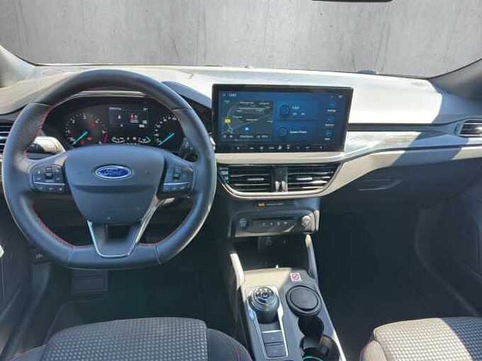 Ford Focus 1.5 EcoBlue ST-Line  //Navi/LED/Kamera 