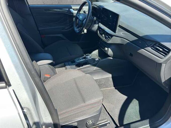 Ford Focus 1.5 EcoBlue ST-Line  //Navi/LED/Kamera 