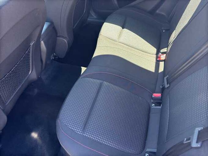 Ford Focus 1.5 EcoBlue ST-Line  //Navi/LED/Kamera 