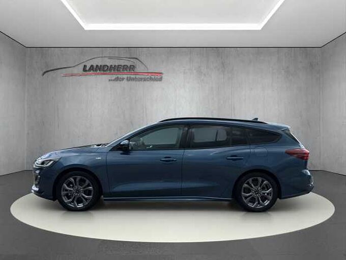 Ford Focus Turnier ST Line X //AHK/eletr.Heckklappe /Navi/Winterpaket