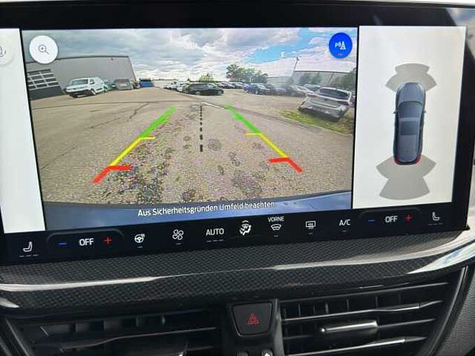 Ford Focus Turnier ST Line X //AHK/eletr.Heckklappe /Navi/Winterpaket
