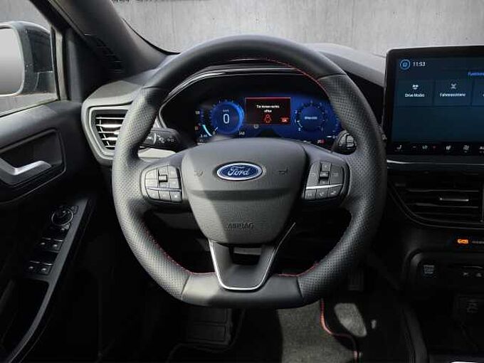 Ford Focus Turnier 1.0 ST Line X //AHK/eletr.Heckklappe /Navi/Winterpaket