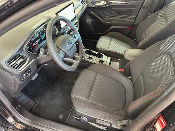 Ford Focus Turnier ST-Line //Navi/Kamera/Winterpaket