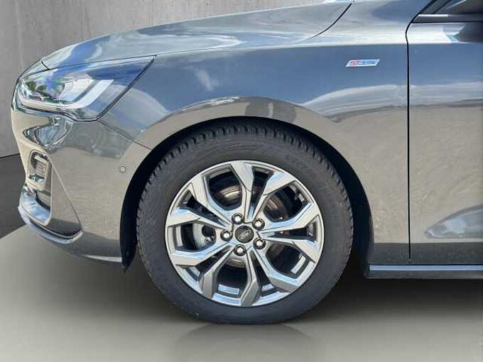 Ford Focus Turnier  ST-Line //Winterpaket /Navi/Kamera